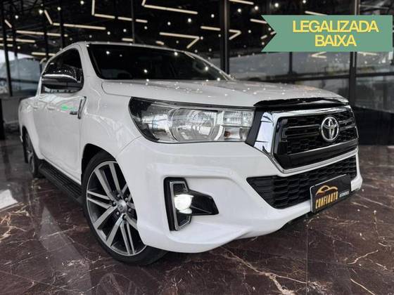 TOYOTA HILUX 2.7 SRV 4X2 CD 16V FLEX 4P AUTOMÁTICO TOYOTA HILUX 2.7 SRV 4X2 CD 16V FLEX 4P AUTOMÁTICO